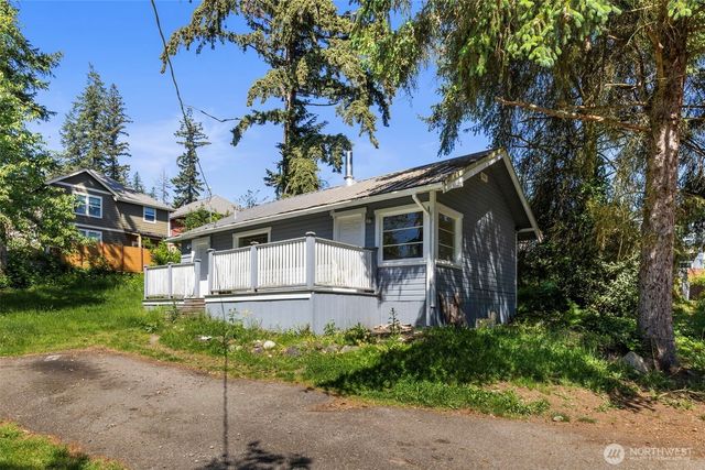 26304 Bannister Street NE, Kingston, WA 98346