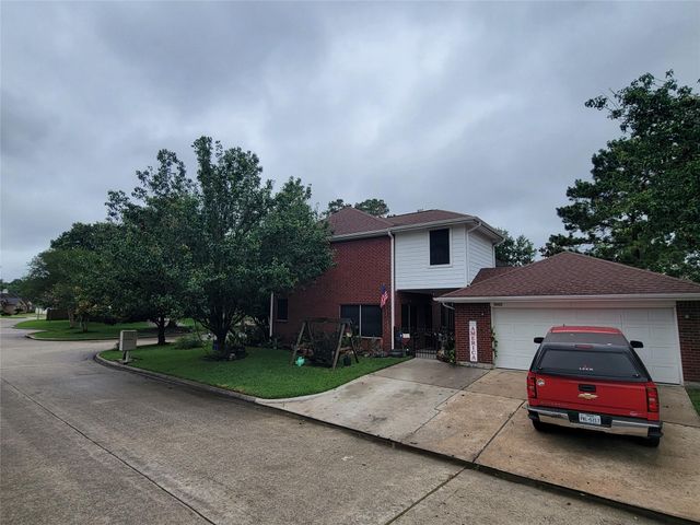 18402 Spinner Court Drive, Humble, TX 77346
