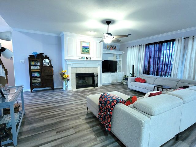 18402 Spinner Court Drive, Humble, TX 77346