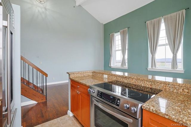 1701 Crompond Road 6304, Peekskill, NY 10566