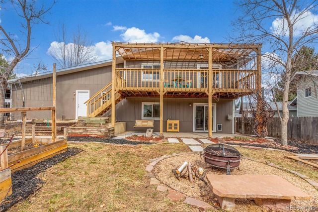 865 Sparta Drive, Lafayette, CO 80026