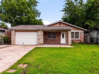 1175 Debbie Street, Fort Worth, TX 76115