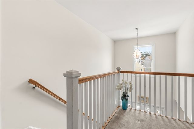 181 Tarkiln Pl, New Bedford, MA 02745