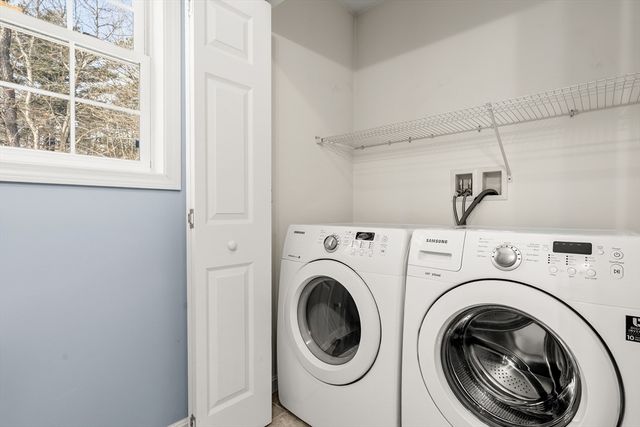 181 Tarkiln Pl, New Bedford, MA 02745