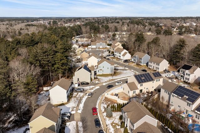 181 Tarkiln Pl, New Bedford, MA 02745