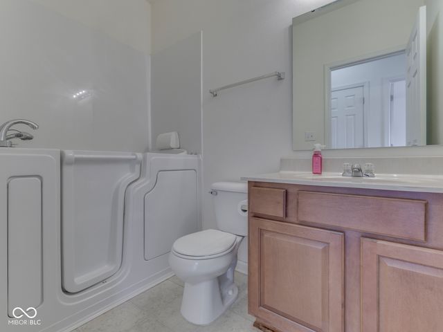 2546 Big Bear Lane, Indianapolis, IN 46217