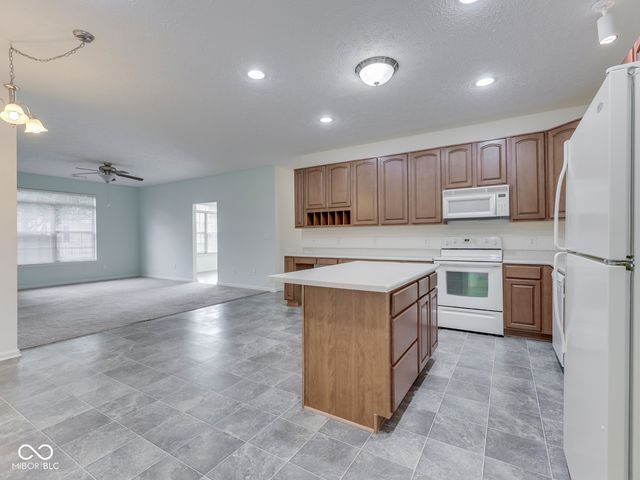 2546 Big Bear Lane, Indianapolis, IN 46217