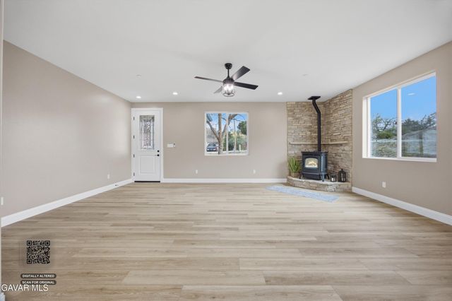 28840 Birkdale Court, Tehachapi, CA 93561