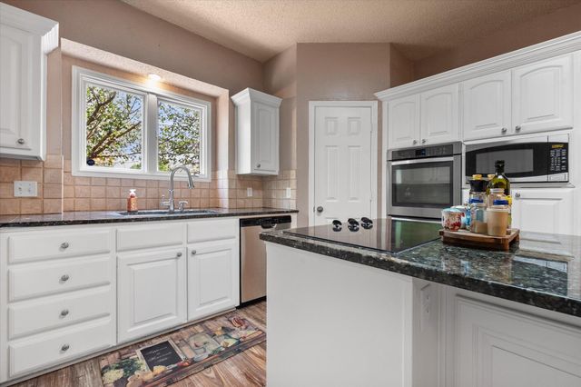 5801 85th Street, Lubbock, TX 79424