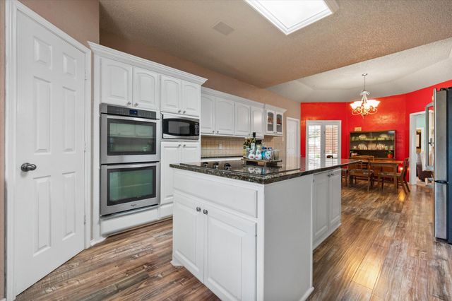 5801 85th Street, Lubbock, TX 79424