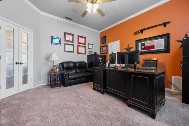 5801 85th Street, Lubbock, TX 79424