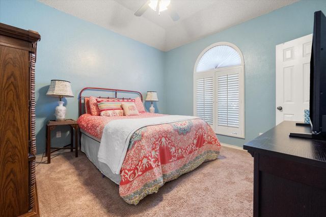 5801 85th Street, Lubbock, TX 79424