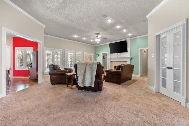 5801 85th Street, Lubbock, TX 79424