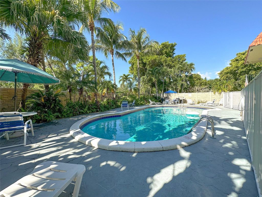 1125 NE 16th Place 105, Fort Lauderdale, FL 33305