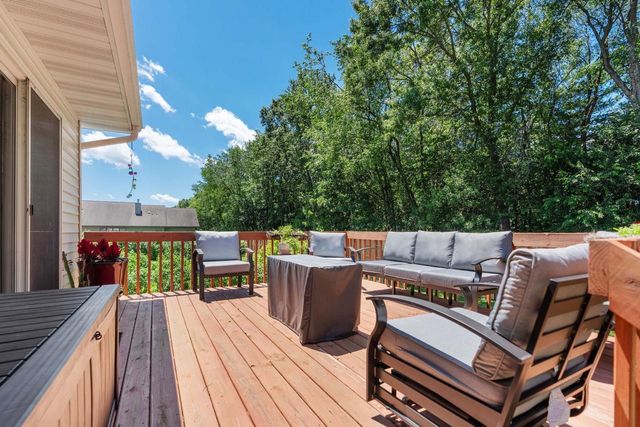 1019 21st Street, Prairie Du Sac, WI 53578