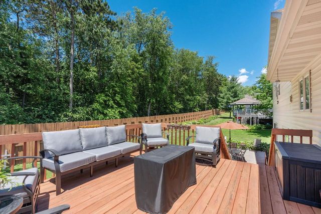 1019 21st Street, Prairie Du Sac, WI 53578