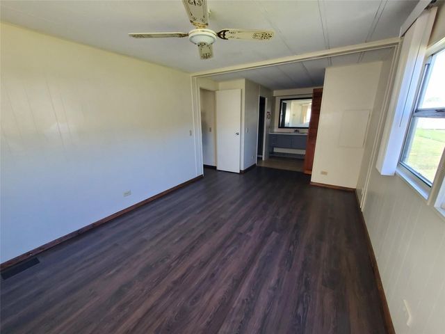 39149 FLORA AVENUE, Zephyrhills, FL 33542