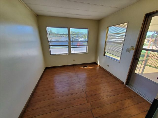 39149 FLORA AVENUE, Zephyrhills, FL 33542