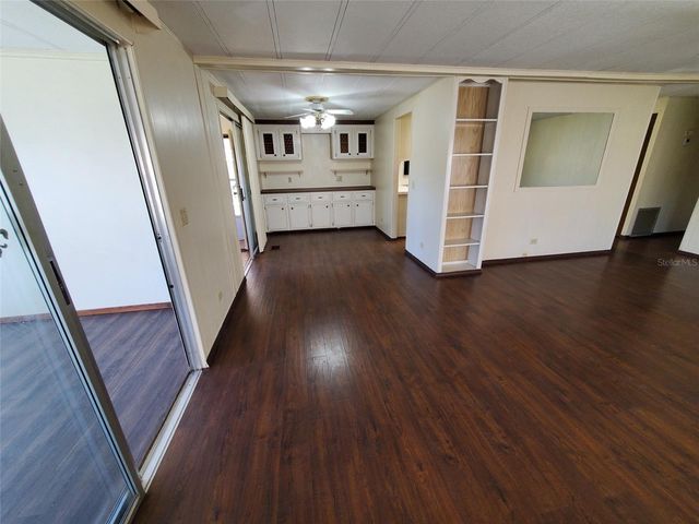 39149 FLORA AVENUE, Zephyrhills, FL 33542