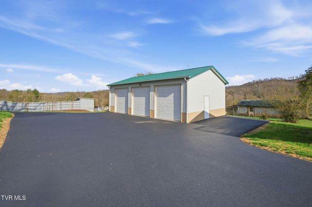 307 Tween Hills Road, Bristol, TN 37620