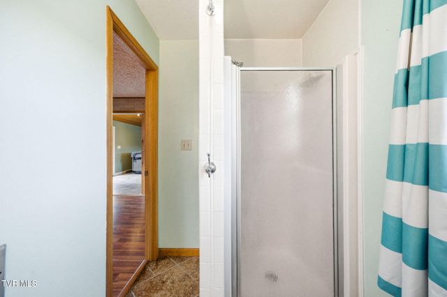 307 Tween Hills Road, Bristol, TN 37620