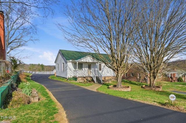 307 Tween Hills Road, Bristol, TN 37620