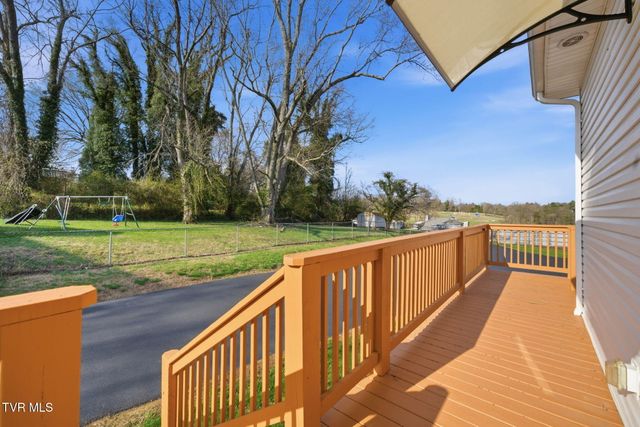 307 Tween Hills Road, Bristol, TN 37620