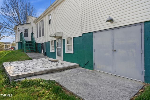 307 Tween Hills Road, Bristol, TN 37620