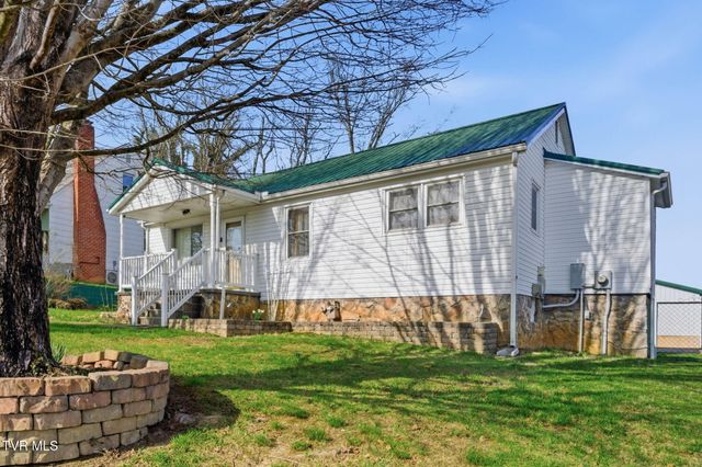 307 Tween Hills Road, Bristol, TN 37620