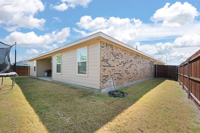 516 Highland Park Trail, Alvarado, TX 76009