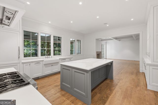 4095 Glen Devon Drive NW, Atlanta, GA 30327
