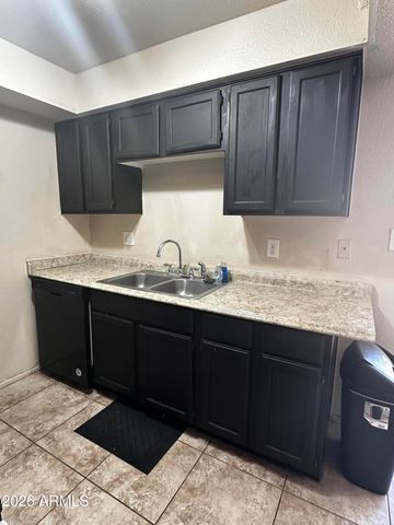 3840 N 43RD Avenue 7, Phoenix, AZ 85031
