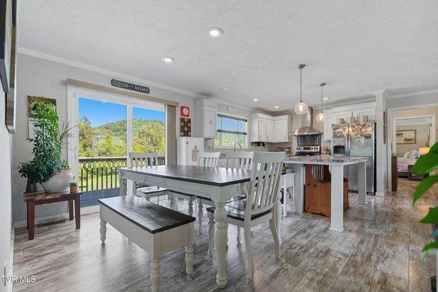 470 Roaming Drive, Chuckey, TN 37641