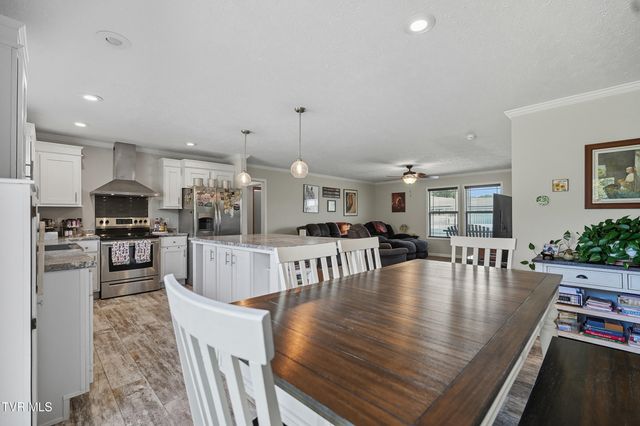 470 Roaming Drive, Chuckey, TN 37641