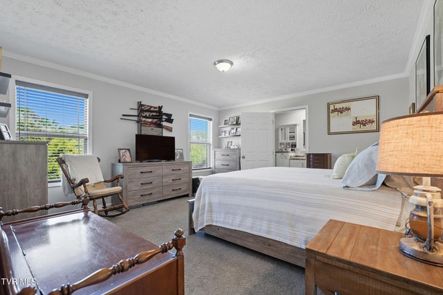 470 Roaming Drive, Chuckey, TN 37641