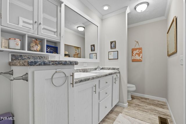 470 Roaming Drive, Chuckey, TN 37641