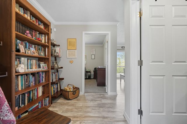 470 Roaming Drive, Chuckey, TN 37641