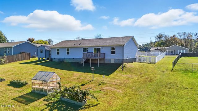 470 Roaming Drive, Chuckey, TN 37641