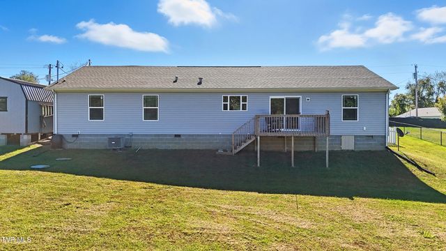 470 Roaming Drive, Chuckey, TN 37641
