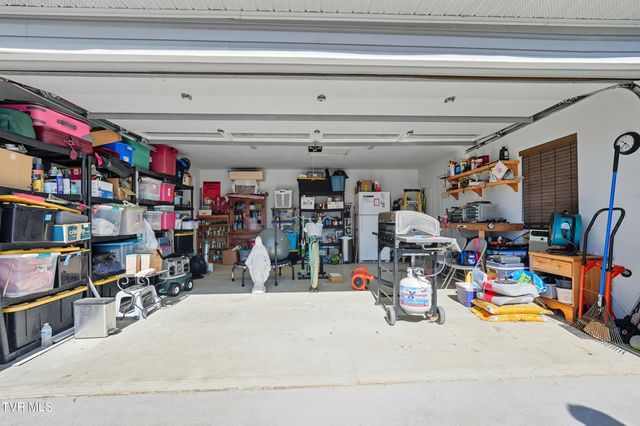 470 Roaming Drive, Chuckey, TN 37641