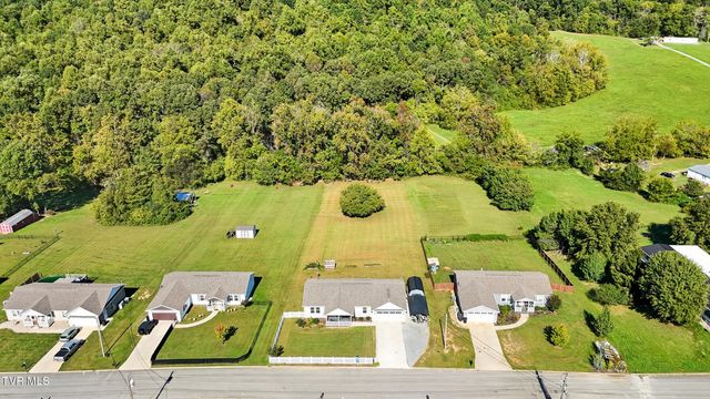 470 Roaming Drive, Chuckey, TN 37641