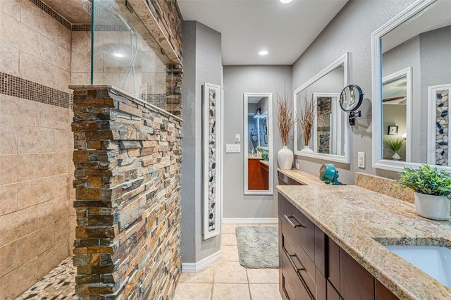 6332 NEWTOWN CIRCLE 32A1, Tampa, FL 33615