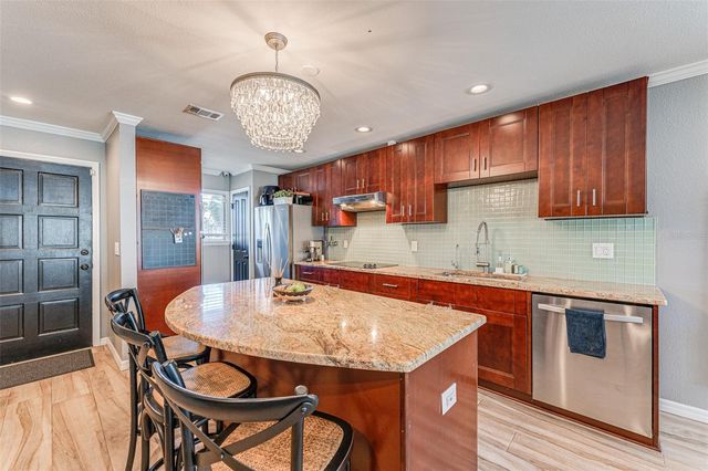 6332 NEWTOWN CIRCLE 32A1, Tampa, FL 33615