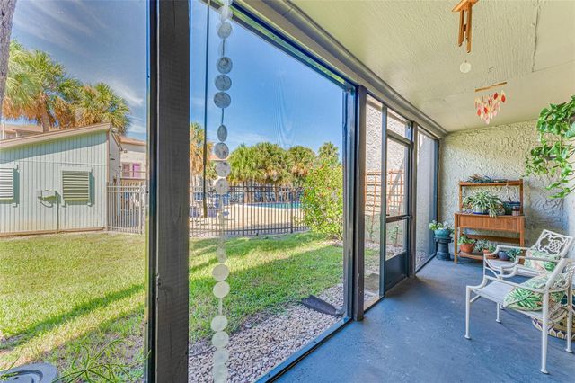6332 NEWTOWN CIRCLE 32A1, Tampa, FL 33615