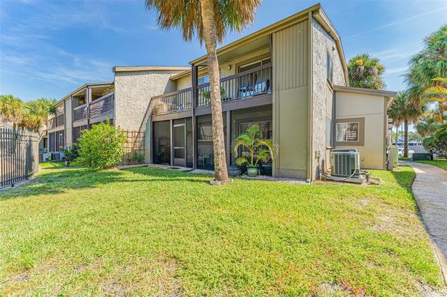 6332 NEWTOWN CIRCLE 32A1, Tampa, FL 33615