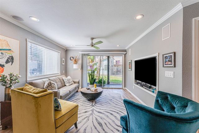 6332 NEWTOWN CIRCLE 32A1, Tampa, FL 33615