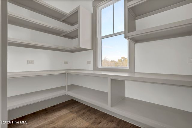 106 Diamond Point Court, Surf City, NC 28445