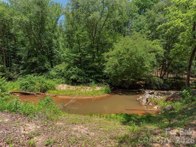 3901 Hickory Highway, Statesville, NC 28677