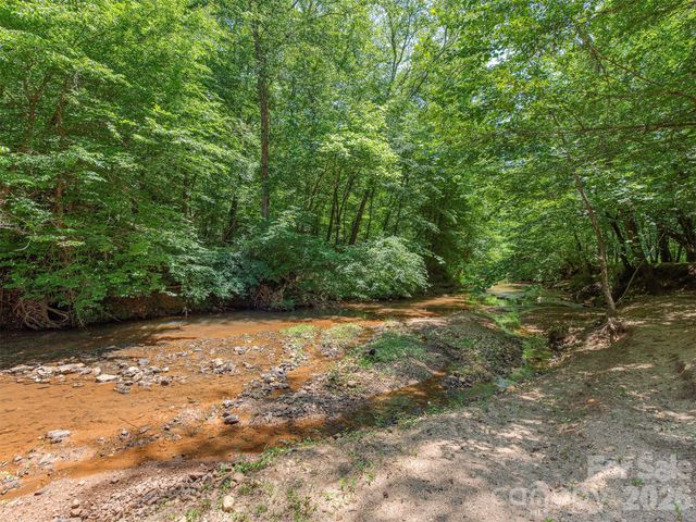 3901 Hickory Highway, Statesville, NC 28677