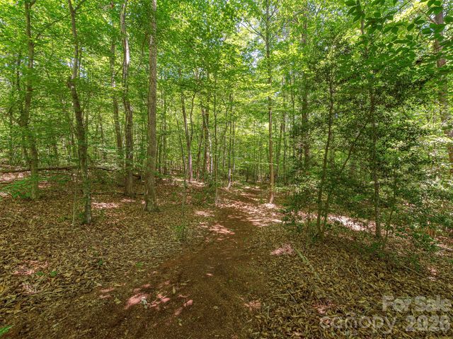 3901 Hickory Highway, Statesville, NC 28677